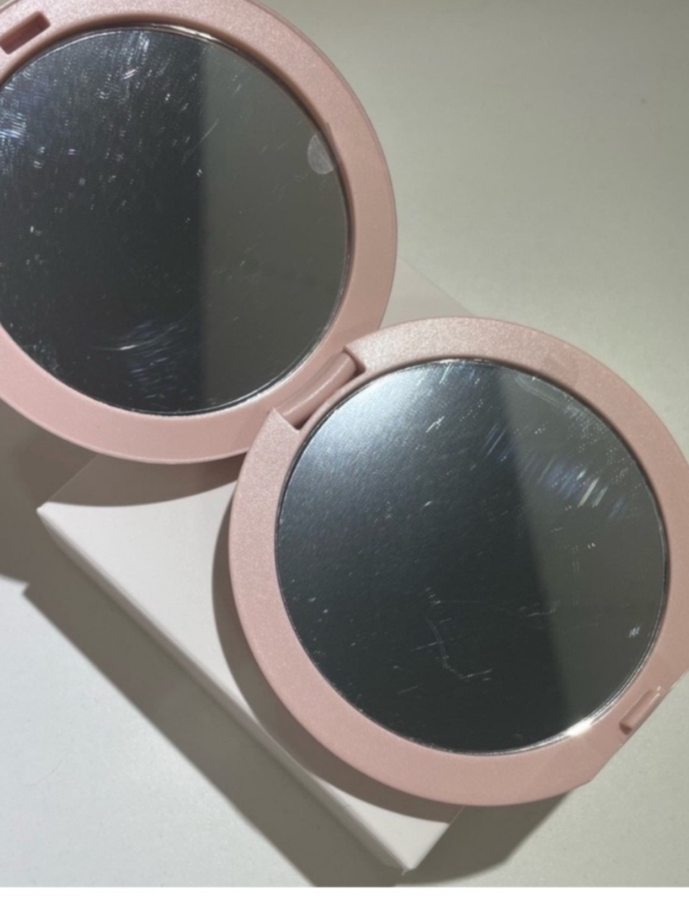 Dior beauty gift mirror - Picture 6 of 7